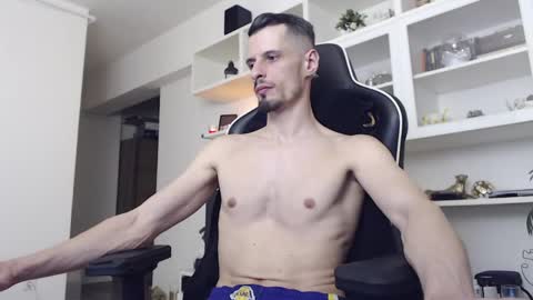 Snapshot of alphamastertodd chatting on 05/07/26, 12:05 MasterTodd online show from 05/07/26, 12:05