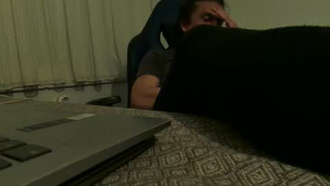 AlphAndre online show from 04/18/26, 06:01