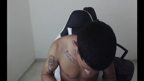 alphas_latins online show from 03/30/26, 01:17