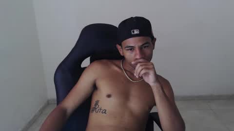 alphas_latins online show from 04/14/26, 07:20