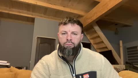 Jhonny online show from 12/17/25, 03:56