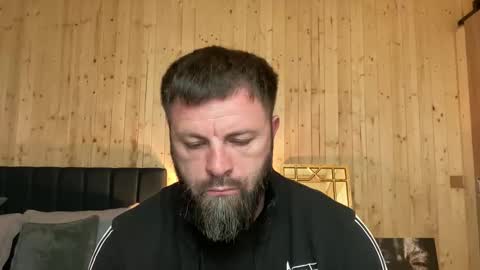 Jhonny online show from 04/17/26, 02:47