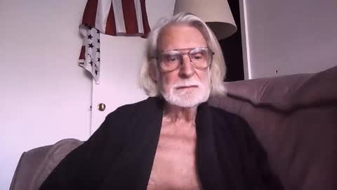 AlphaUniform online show from 12/05/25, 07:10