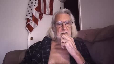 AlphaUniform online show from 03/21/26, 03:26