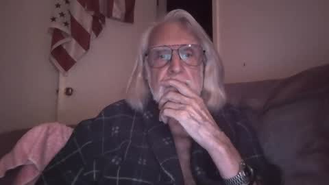 AlphaUniform online show from 04/08/26, 02:55