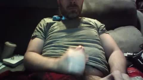 Snapshot of alrichough4 chatting on 01/19/25, 11:32 Alric online show from 01/19/25, 11:32