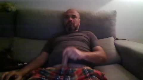 Snapshot of alsi72 chatting on 10/04/25, 10:19 alsi72 online show from 10/04/25, 10:19