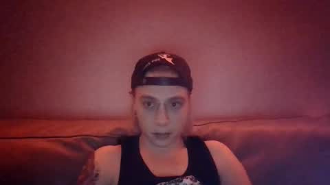 Snapshot of altboy010 chatting on 12/28/24, 07:00 altboy010 online show from 12/28/24, 07:00