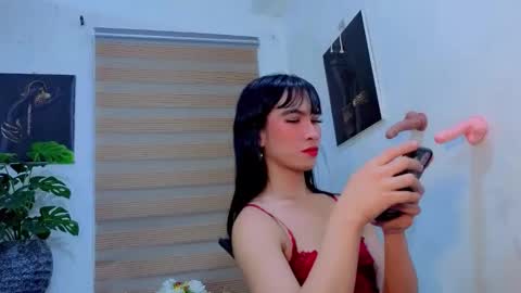 Snapshot of althea_fox chatting on 11/18/25, 06:01 althea online show from 11/18/25, 06:01