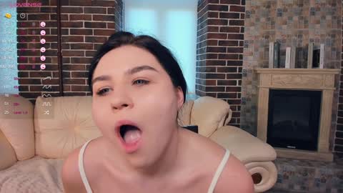 Rachel online show from 02/06/25, 01:10