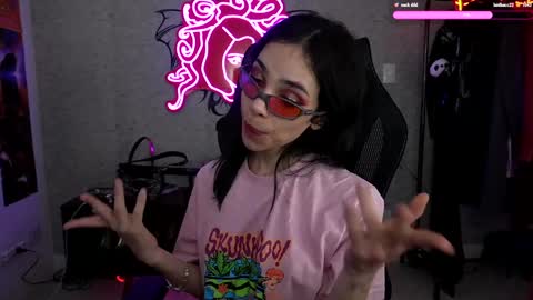 Snapshot of altsofie chatting on 02/03/25, 01:08 Sofie Kimino online show from 02/03/25, 01:08