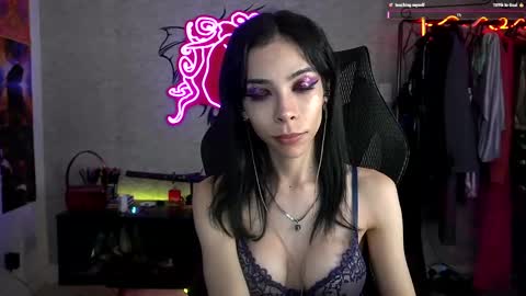 Snapshot of altsofie chatting on 03/11/25, 02:21 Sofie Kimino online show from 03/11/25, 02:21