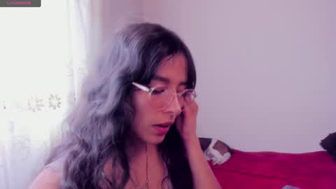 Snapshot of aluna_0310 chatting on 12/20/24, 08:45 . . online show from 12/20/24, 08:45