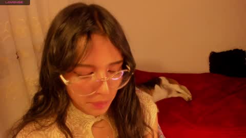 Snapshot of aluna_0310 chatting on 01/01/25, 11:18 . . online show from 01/01/25, 11:18