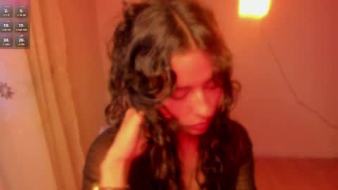 Snapshot of aluna_0310 chatting on 04/17/26, 11:08 . . online show from 04/17/26, 11:08