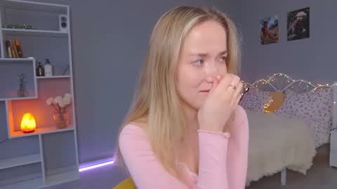 Amelia NEXT STREAM  online show from 02/01/25, 01:41