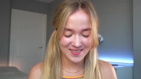 Amelia NEXT STREAM  online show from 10/21/25, 02:07