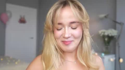 Amelia NEXT STREAM  online show from 04/04/26, 01:41