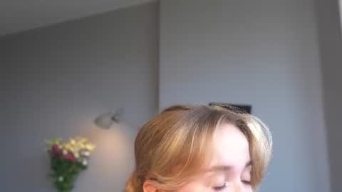 Snapshot of aluntick chatting on 06/26/26, 02:32 Amelia NEXT STREAM online show from 06/26/26, 02:32