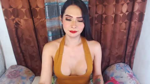 Snapshot of aluxariadnax chatting on 02/14/25, 02:18 Ariadna online show from 02/14/25, 02:18