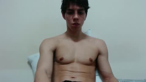 Snapshot of alvarodancer chatting on 01/19/26, 07:12 alvarodancer online show from 01/19/26, 07:12