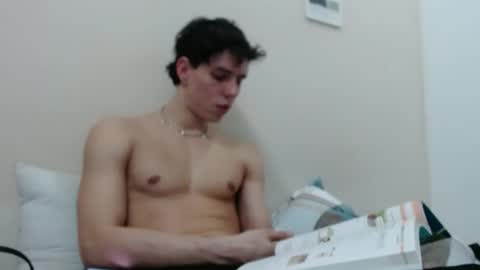 Snapshot of alvarodancer chatting on 03/09/26, 01:59 alvarodancer online show from 03/09/26, 01:59