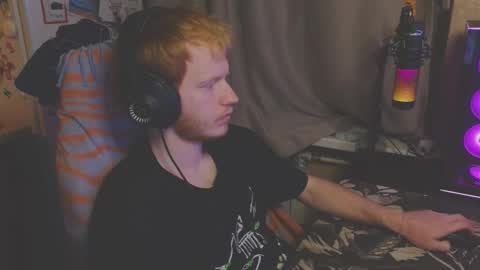 Snapshot of alvin__main chatting on 09/26/25, 10:36 Alvin Puska -- online show from 09/26/25, 10:36