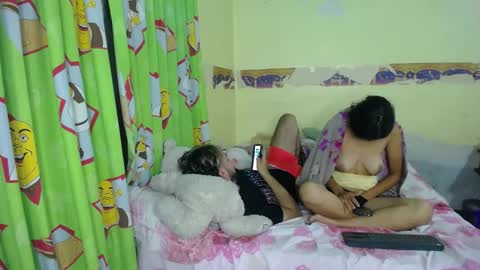 Snapshot of always_hot3 chatting on 11/29/25, 01:52 always_hot3 online show from 11/29/25, 01:52