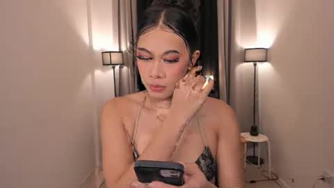 alwina_williams online show from 04/21/26, 10:21