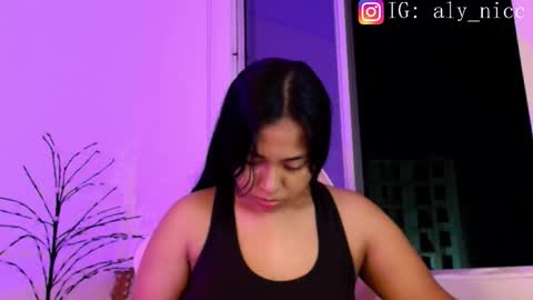 Snapshot of aly_nicc chatting on 01/06/26, 05:44 Aly online show from 01/06/26, 05:44