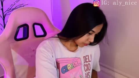 Snapshot of aly_nicc chatting on 01/08/26, 12:57 Aly online show from 01/08/26, 12:57