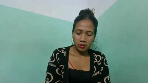 Snapshot of alyahtah chatting on 06/28/26, 04:18 alyahtah online show from 06/28/26, 04:18