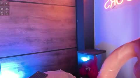 Alya online show from 11/08/25, 10:48