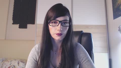 Alice online show from 03/05/25, 01:28