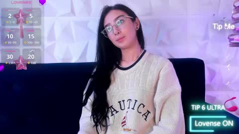 Snapshot of alys_molly chatting on 01/09/25, 02:07 sopie online show from 01/09/25, 02:07