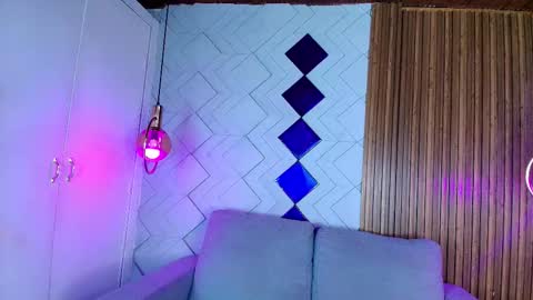 Snapshot of alys_molly chatting on 10/04/25, 07:01 sopie online show from 10/04/25, 07:01