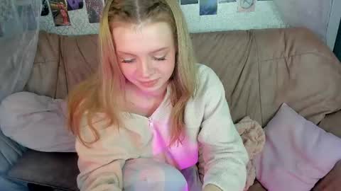Snapshot of alysameow chatting on 05/27/26, 10:23 Alysa 7GMT online show from 05/27/26, 10:23