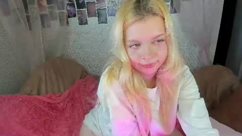 Snapshot of alysameow chatting on 08/10/26, 12:58 Alysa 7GMT online show from 08/10/26, 12:58
