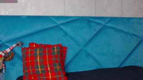 Snapshot of alyseruss chatting on 02/06/25, 12:22 Alyse online show from 02/06/25, 12:22