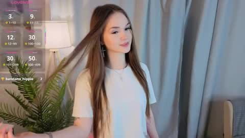 Mona online show from 04/22/26, 04:08