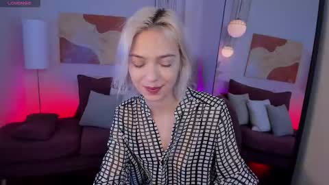 Snapshot of alysiasun chatting on 09/13/25, 02:06 Alysia online show from 09/13/25, 02:06