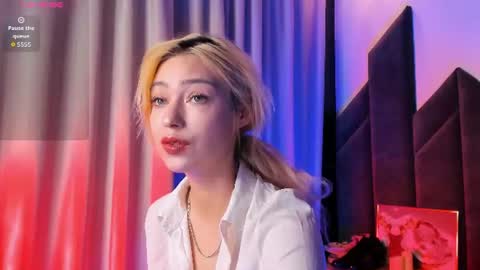 Snapshot of alysiasun chatting on 06/17/26, 01:45 Alysia online show from 06/17/26, 01:45