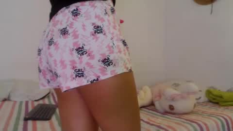 Snapshot of alyson0001 chatting on 01/26/25, 02:41 allyson online show from 01/26/25, 02:41