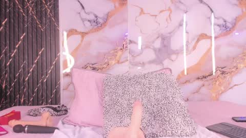 alyson__a online show from 03/31/26, 12:23