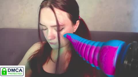 Snapshot of alyssa__scarlet chatting on 02/13/25, 10:23 Alyssa online show from 02/13/25, 10:23