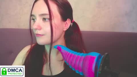 Snapshot of alyssa__scarlet chatting on 02/27/25, 12:13 Alyssa online show from 02/27/25, 12:13