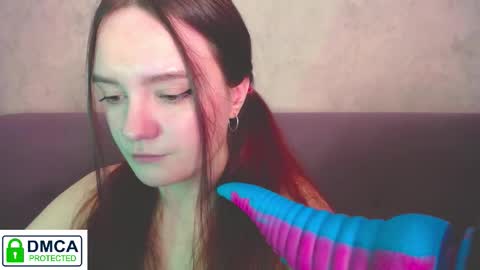 Snapshot of alyssa__scarlet chatting on 10/08/25, 10:02 Alyssa online show from 10/08/25, 10:02