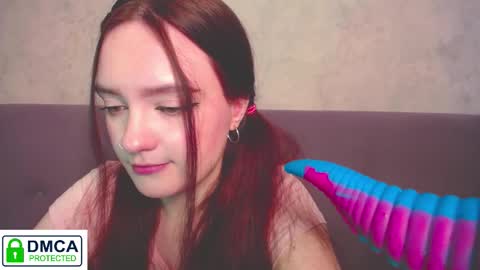 Snapshot of alyssa__scarlet chatting on 11/14/25, 09:19 Alyssa online show from 11/14/25, 09:19