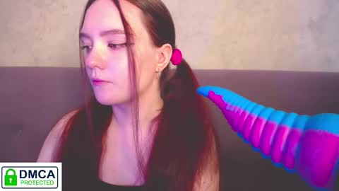 Snapshot of alyssa__scarlet chatting on 12/16/25, 07:35 Alyssa online show from 12/16/25, 07:35