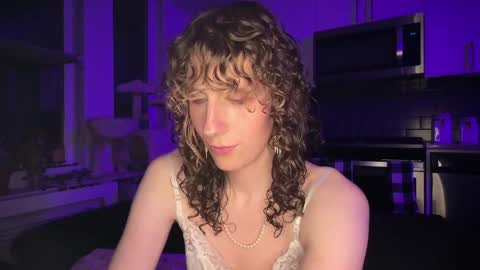 Alyssa online show from 04/25/26, 09:45